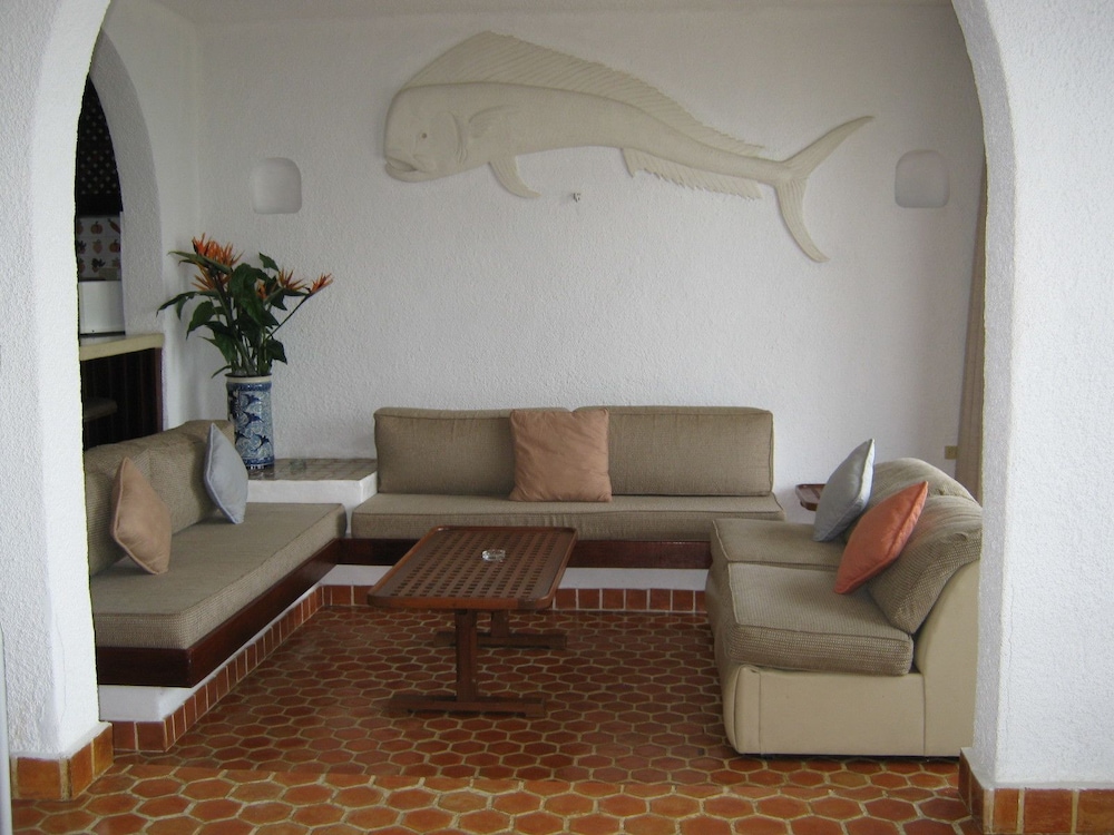 Luxury Condo, 1 Bedroom, Kitchen, Ocean View photo 3