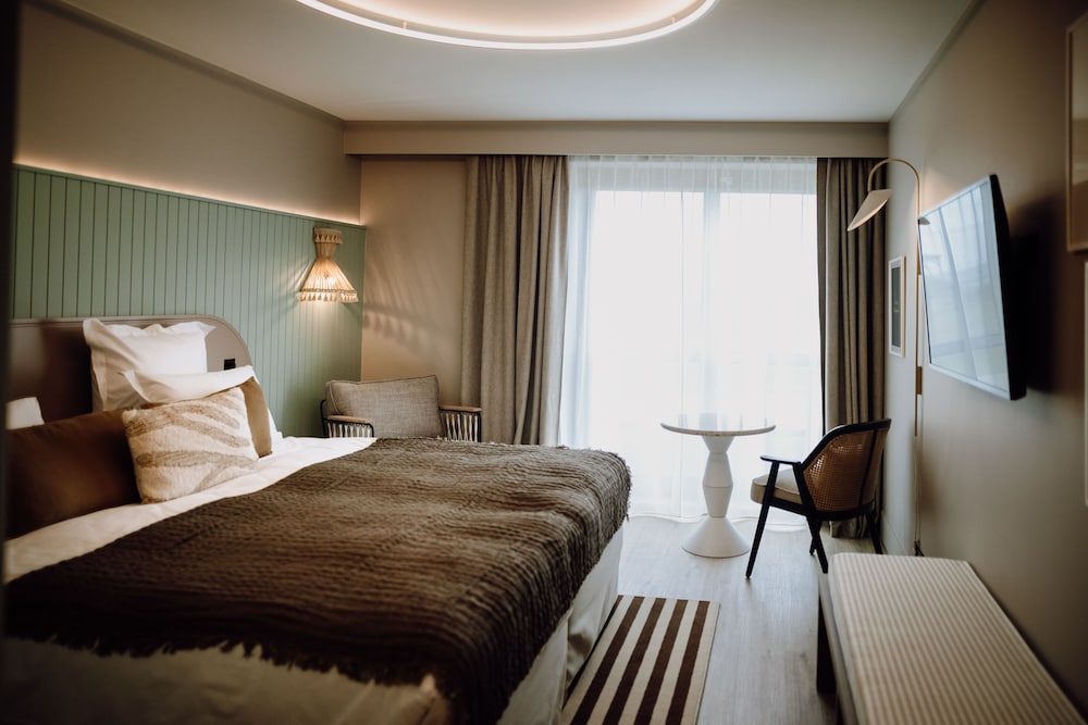Garden level Deluxe Room with terrace - full sea view - Photo 1