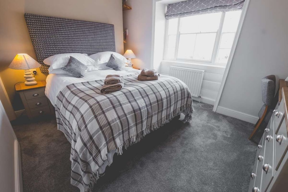 Family Room, Ensuite photo 3