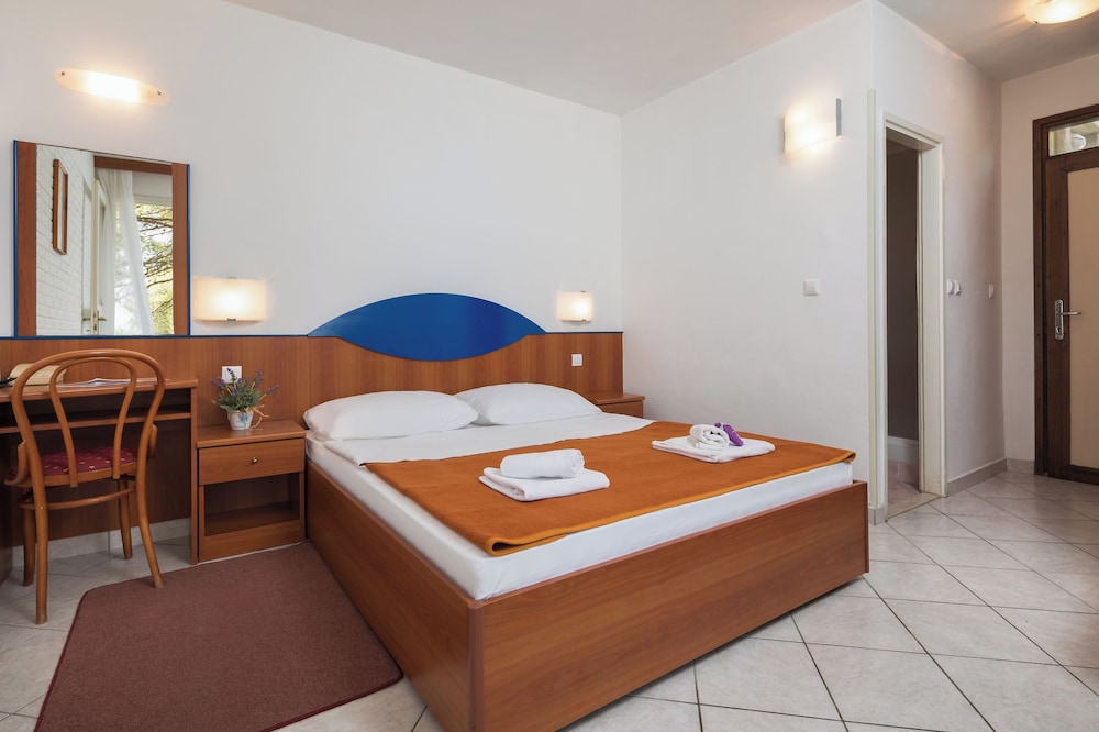 Comfort Double Room with Terrace photo 2