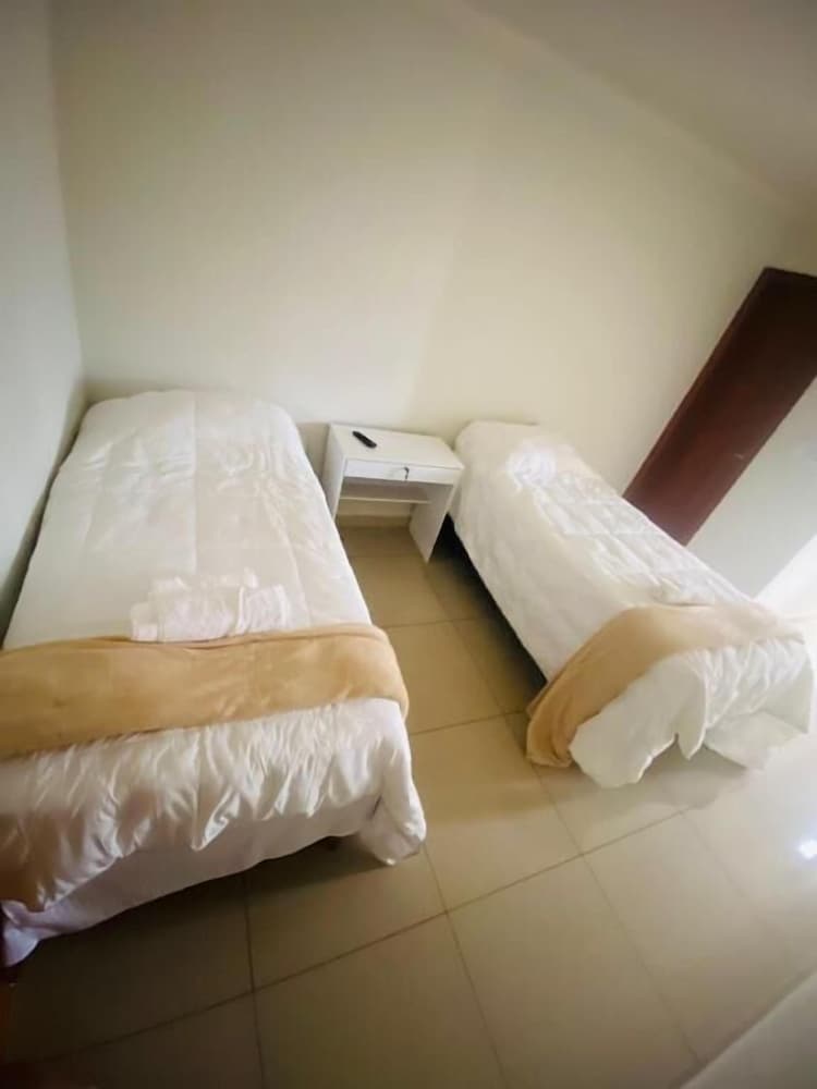 Standard Twin Room photo 2