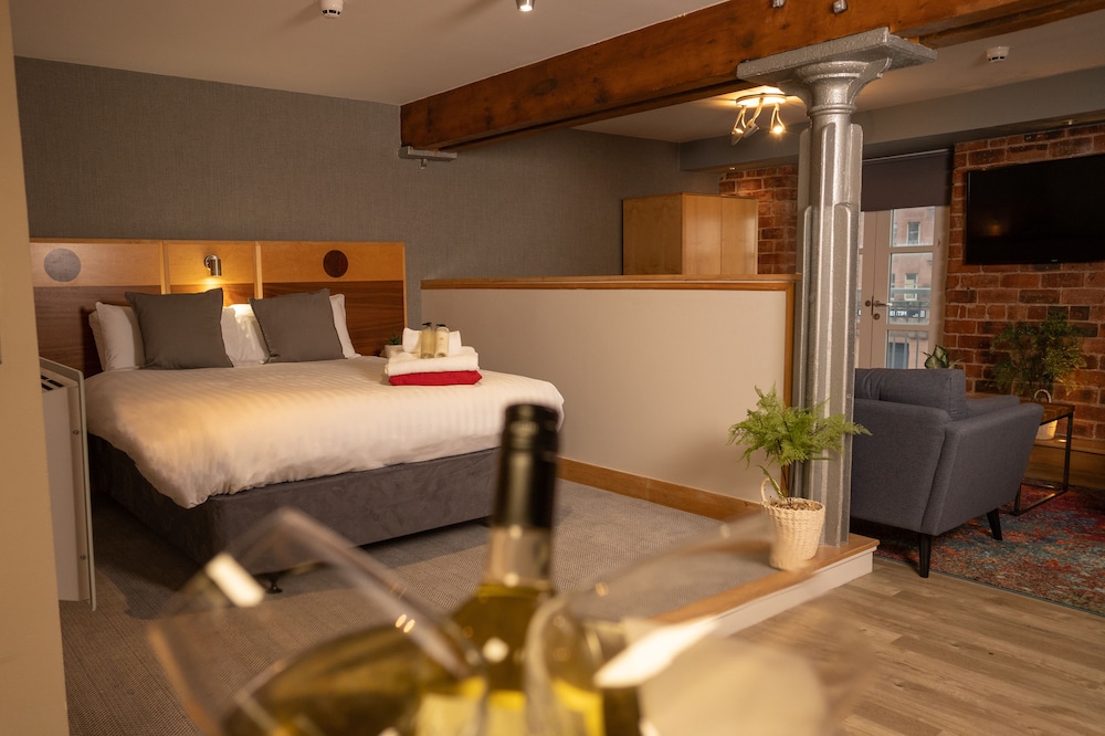 Standard Studio, 1 Double Bed, Non Smoking - Photo 11