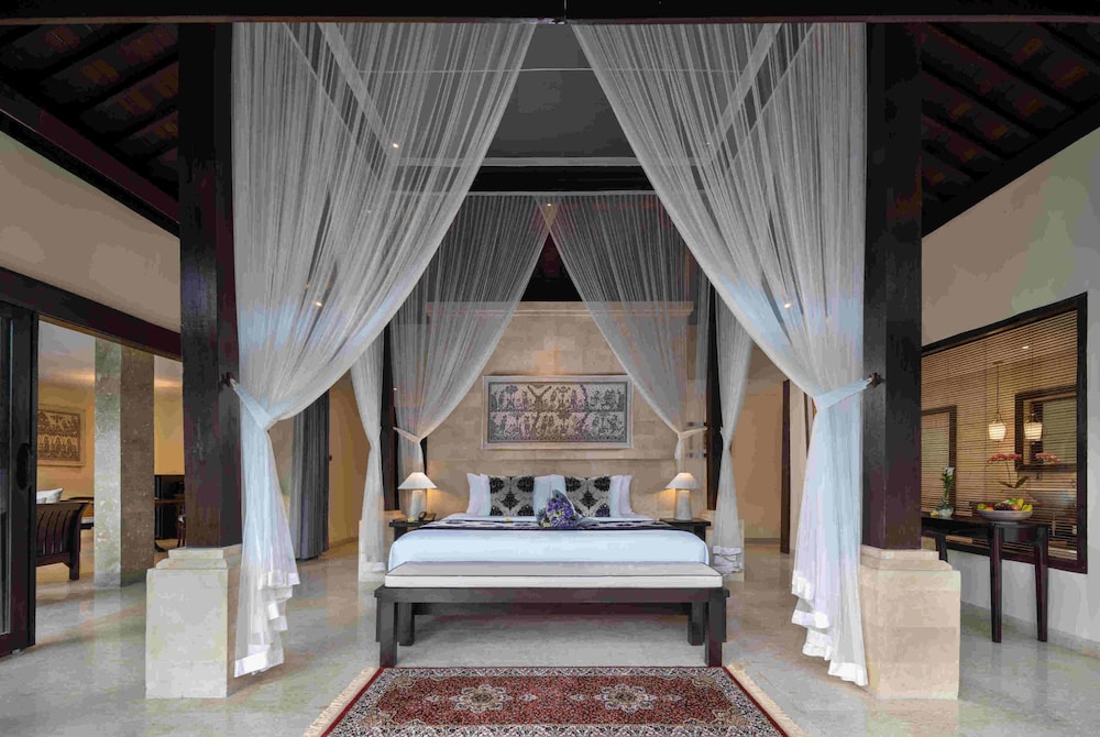 Premiere Pool Villa photo 1