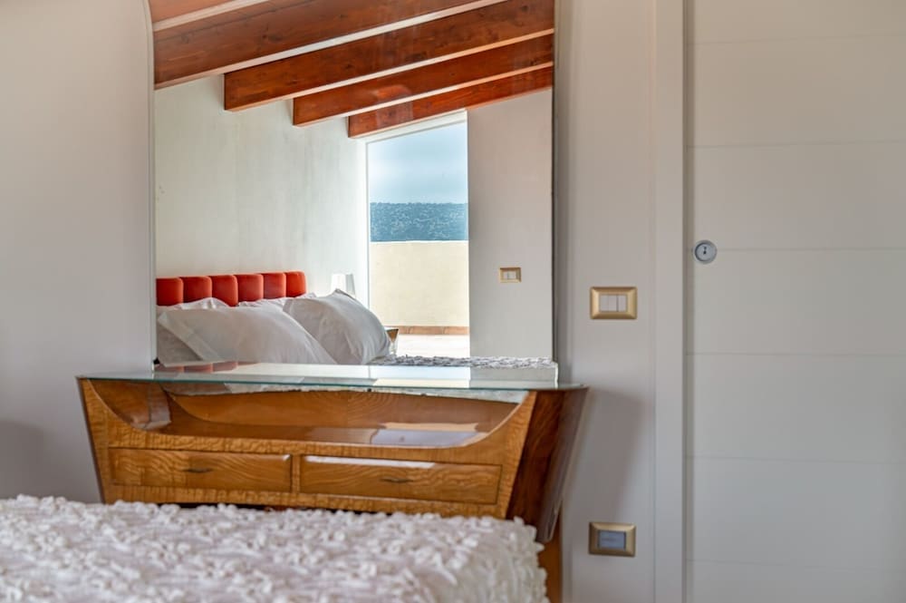 Panoramic Triple Room, Ensuite, Park View (Camera delle Pelli) - Photo 8
