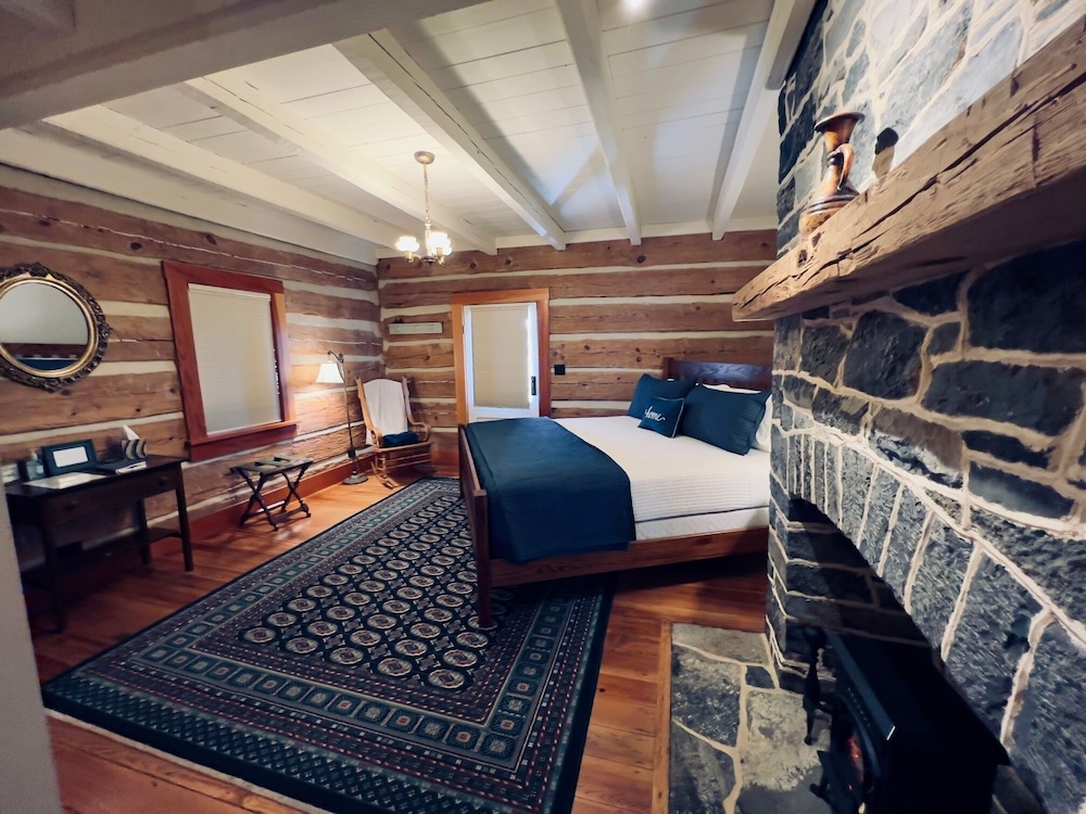 Standard Room, Ensuite (The Blue Stone Room) photo 1