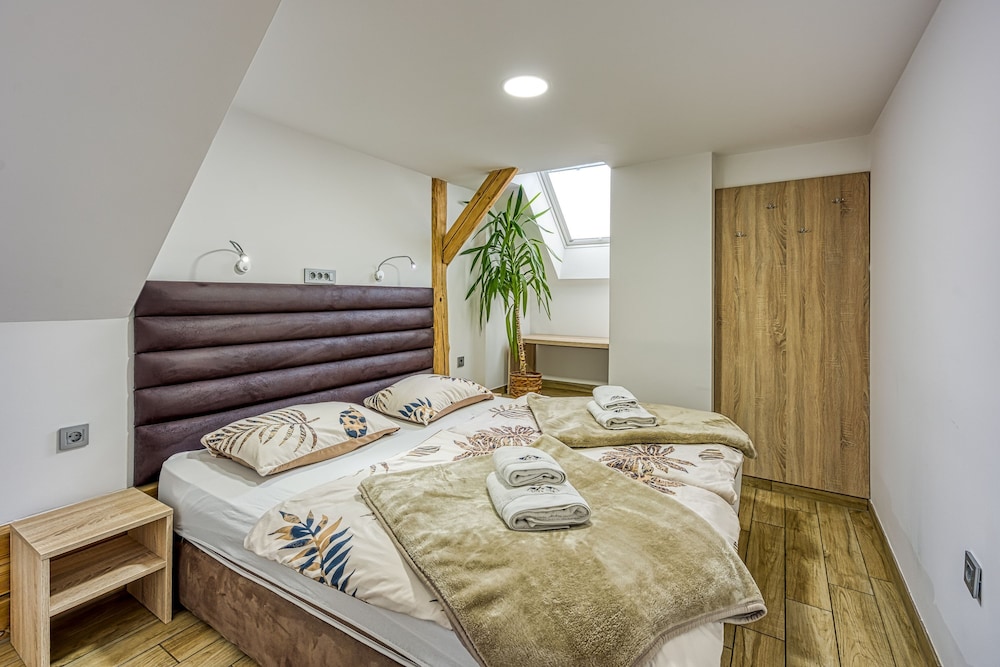 Family House, Multiple Bedrooms (Spa Apartment Zora) photo 1