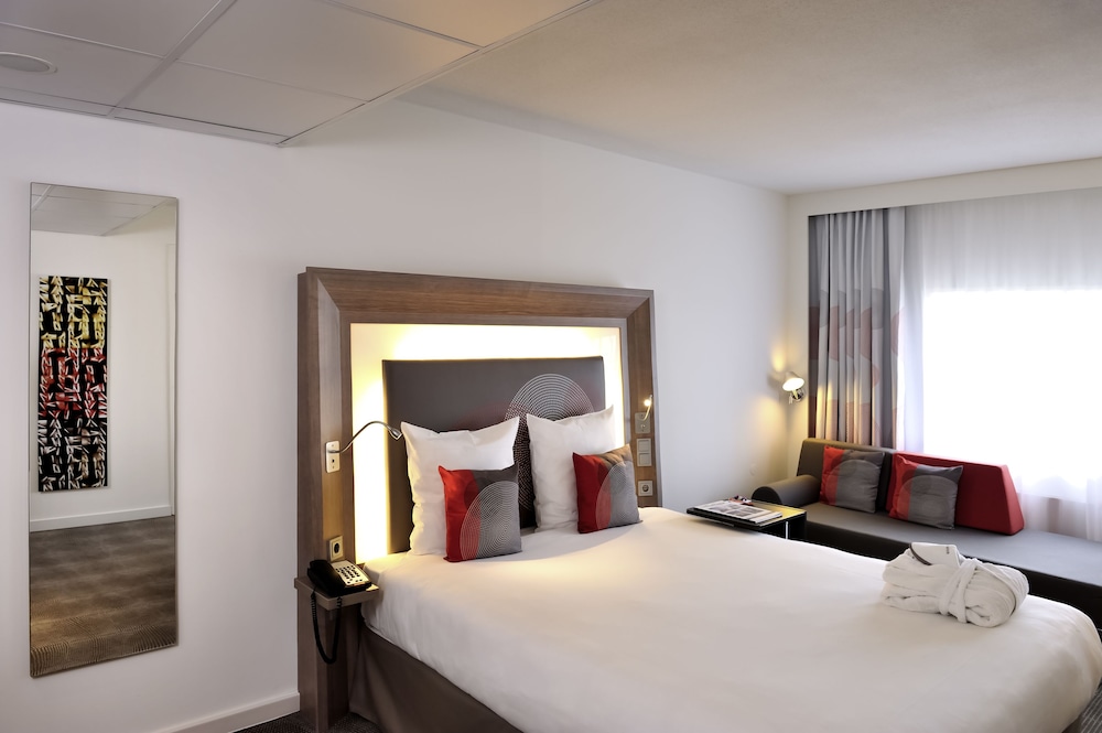 Executive Double Room, 1 Double Bed with Sofa bed - Photo 10
