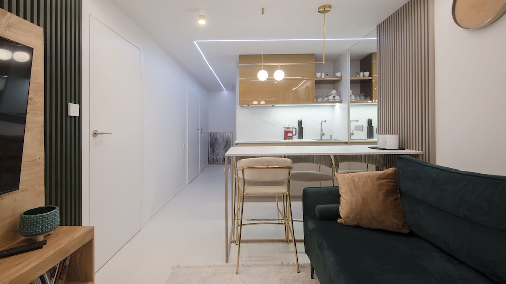 Apartment (A1a) photo 2