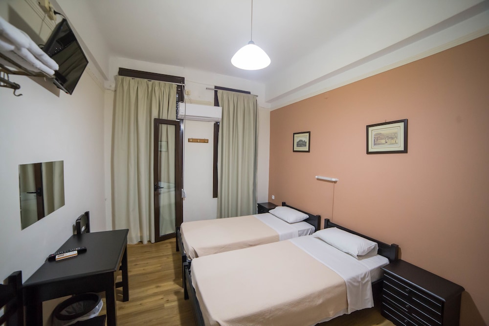 Double or Twin Room, Private Bathroom