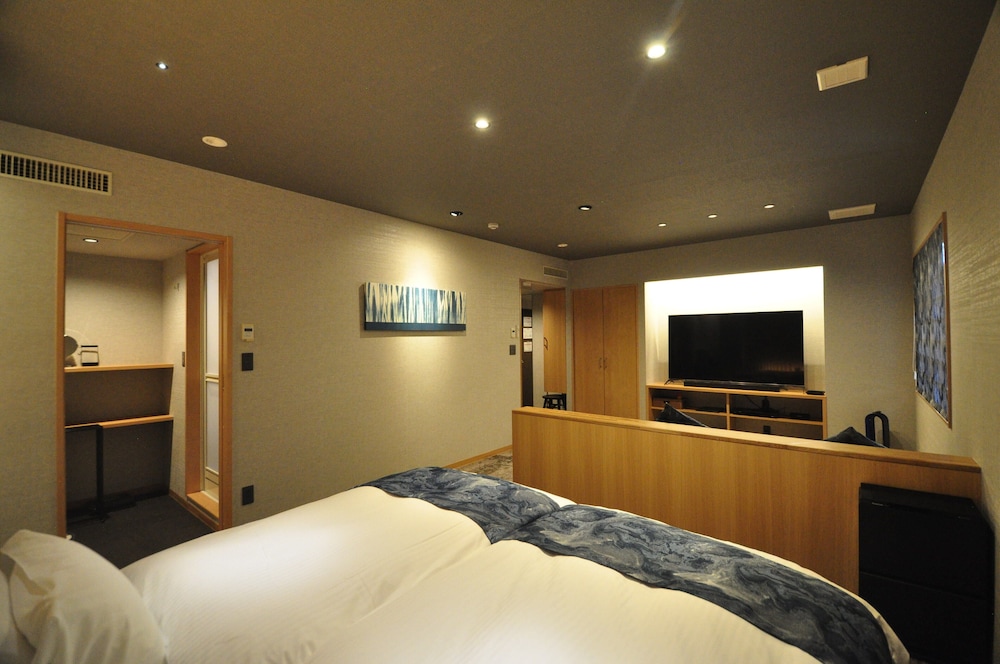 Comfort Quadruple Room, 2 Bedrooms, Non Smoking photo 2