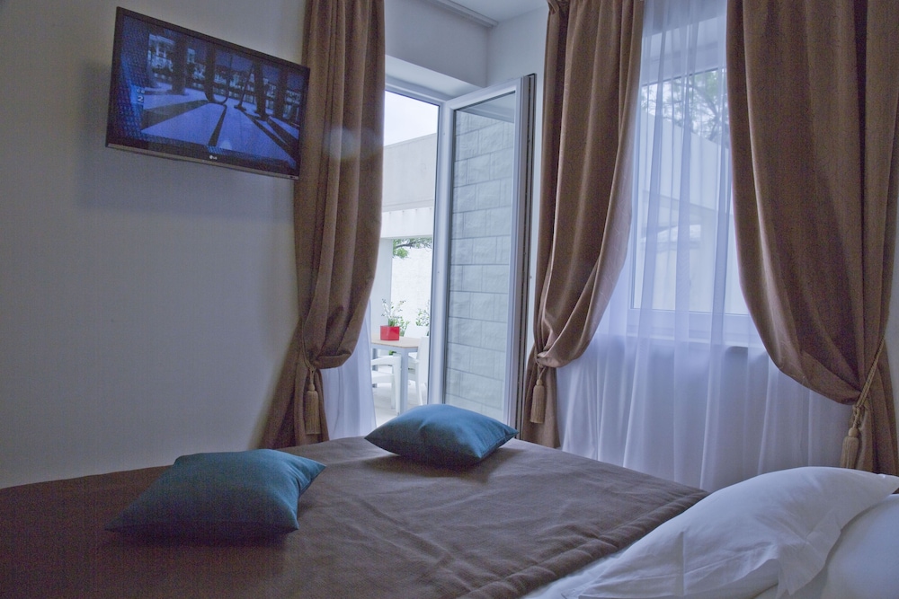 Deluxe Apartment, 1 Bedroom, Terrace photo 1