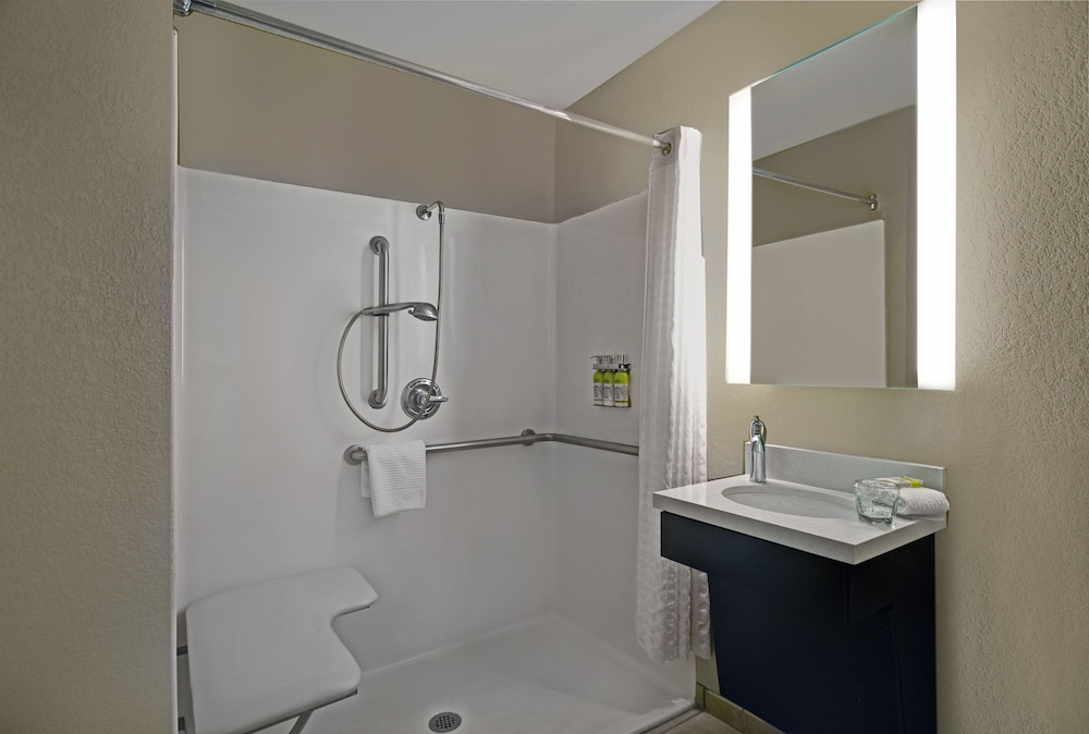 Studio Suite, 2 Double Beds (Full Kitchen) - Photo 5