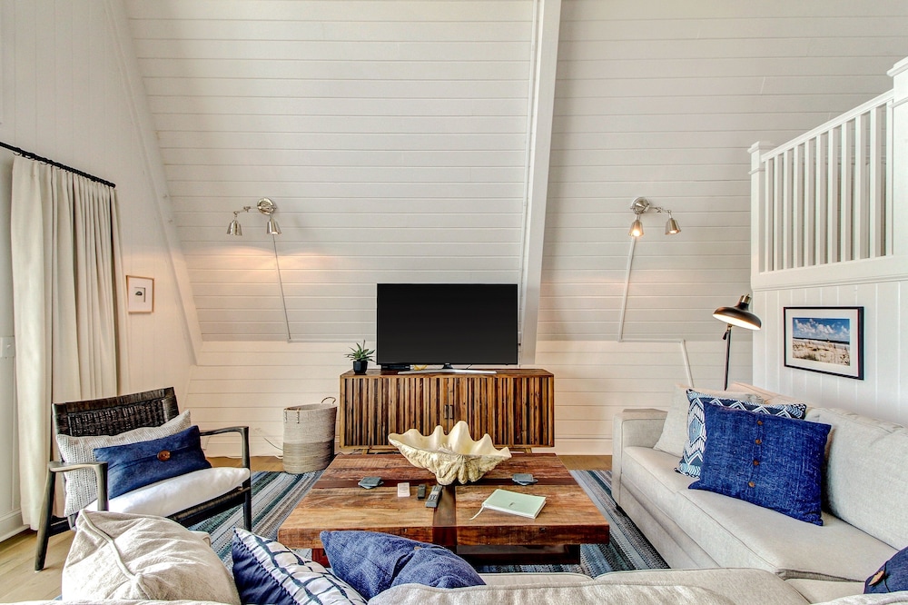 House, 3 Bedrooms photo 2