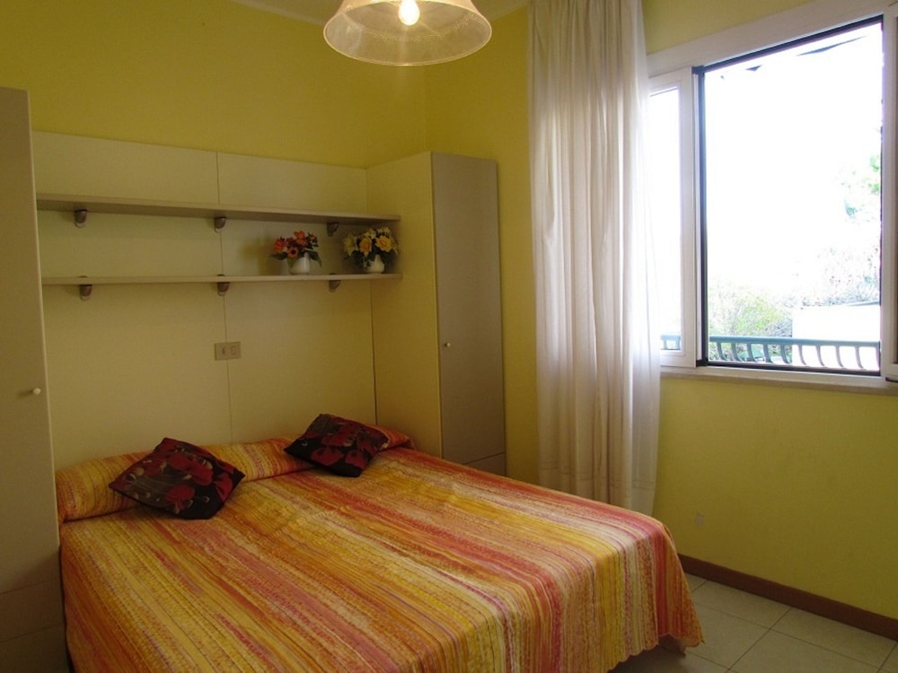 Villa, 2 Bedrooms, Balcony, Garden View