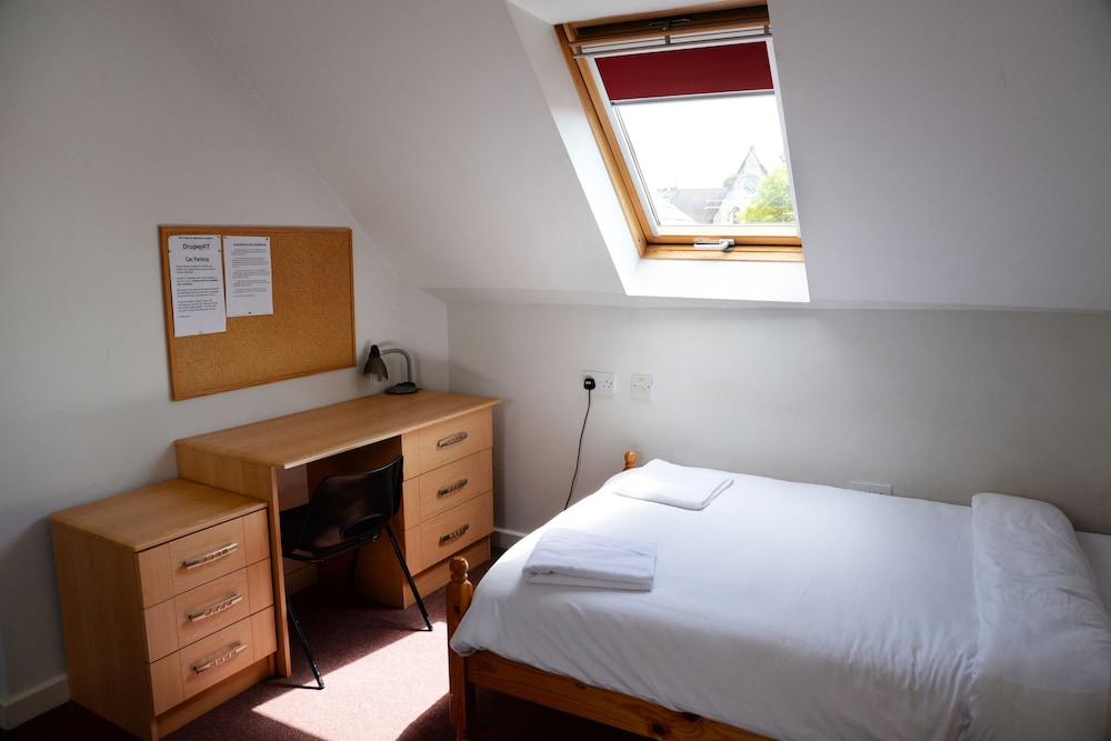 Basic Double Room, 1 Double Bed, Shared Bathroom