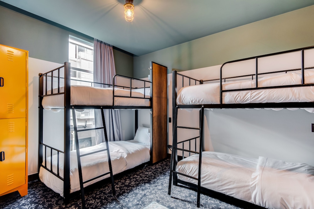 4 Bed Mixed Community Dorm photo 2