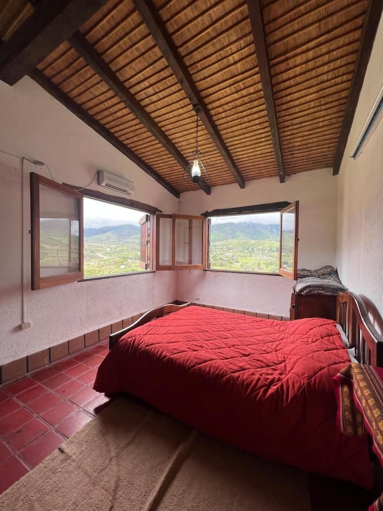 House, 5 Bedrooms, Smoking, Balcony