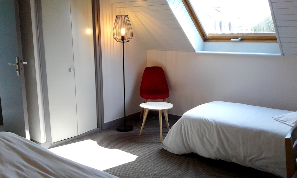 Triple Room, Garden View - Photo 2