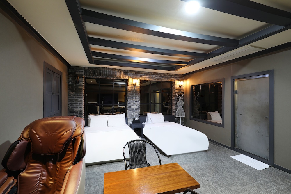 Executive Twin Room