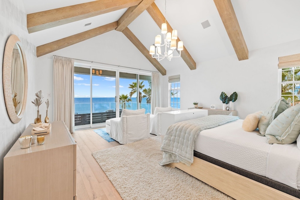 House, Multiple Bedrooms