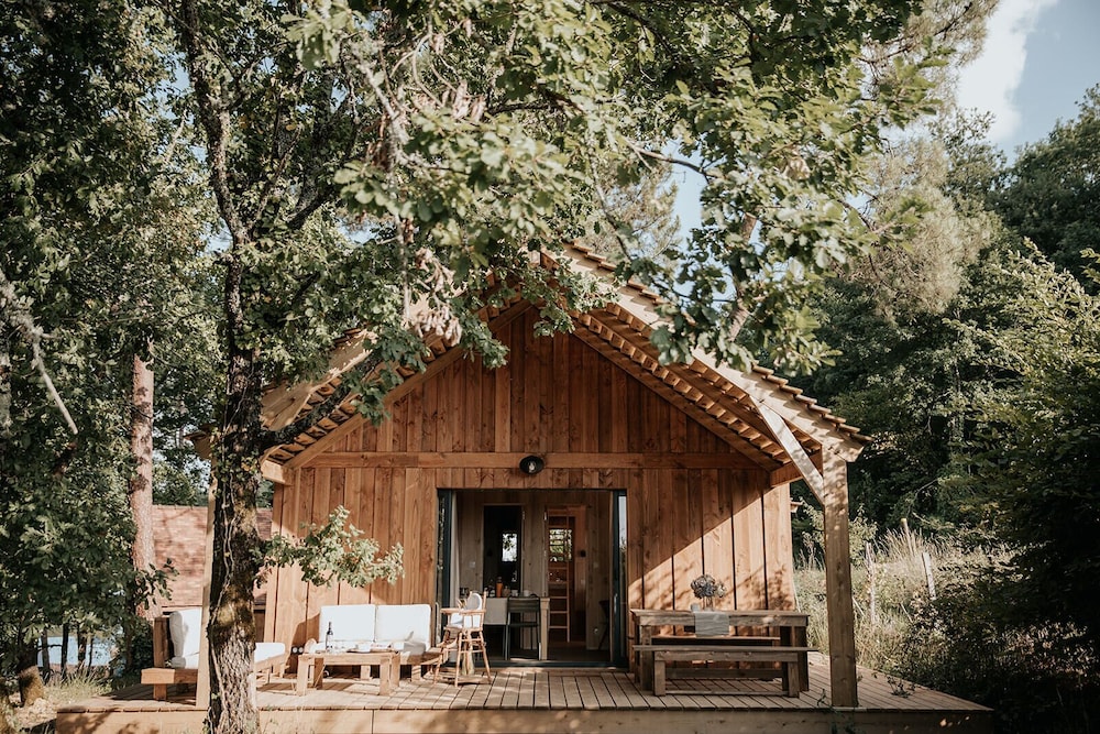 Superior Cabin, 2 Bedrooms, Kitchen, Garden View