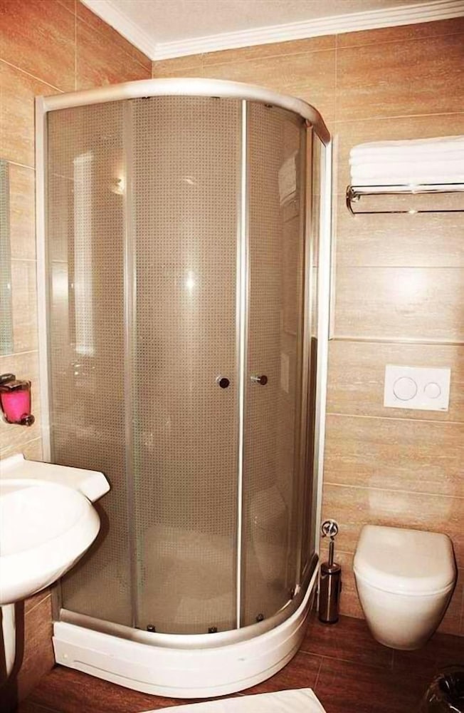 Standard Triple Room photo 3