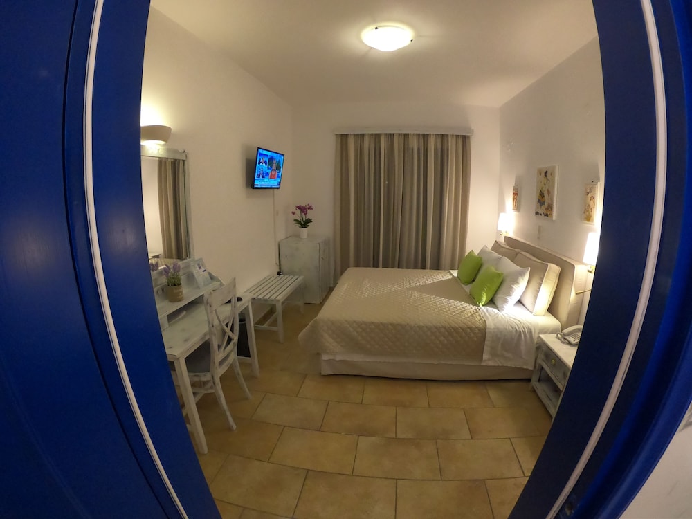 Superior Room - Photo 16