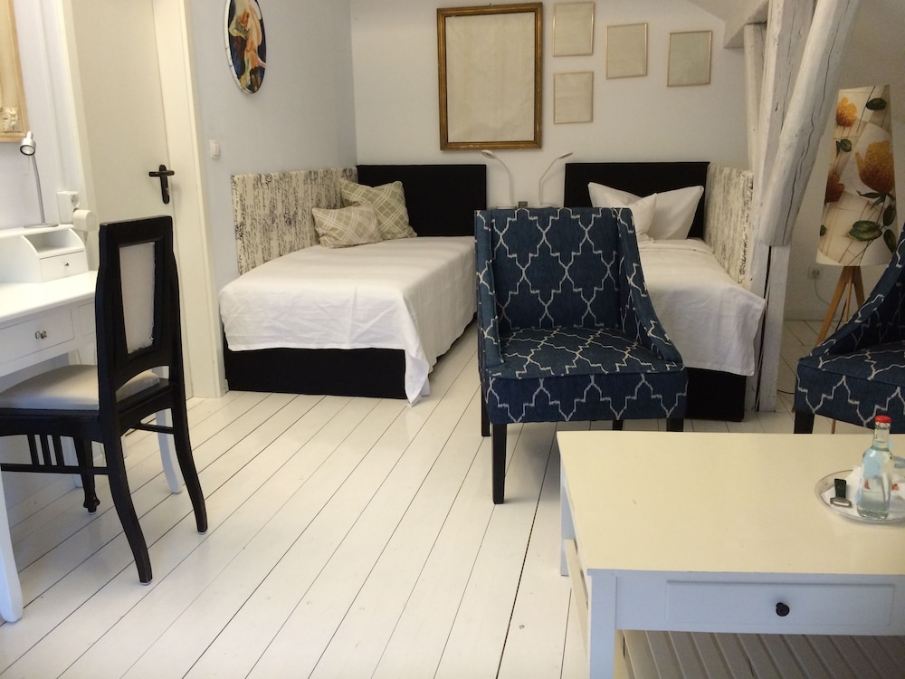 Twin Room photo 1