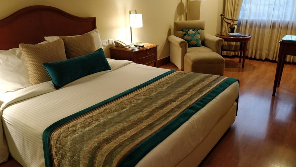 Deluxe Room - Photo 2