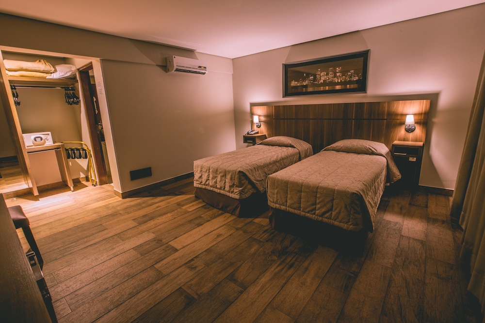 Luxury Twin Room photo 2