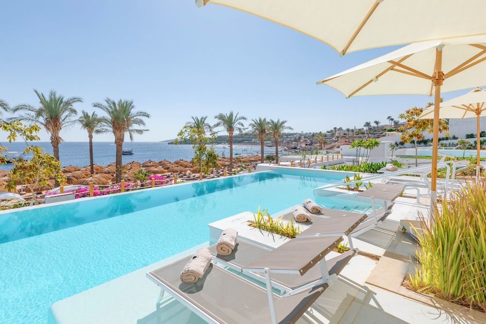 Junior Swim-Up Suite (Posh Club) - Photo 7