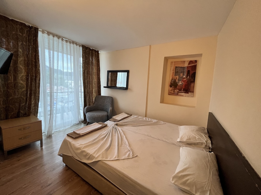 Standard Room photo 1