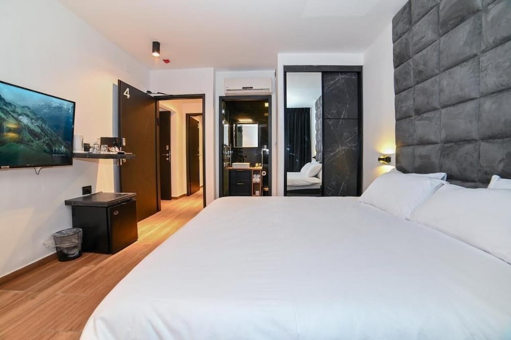 Superior Room - Photo 5