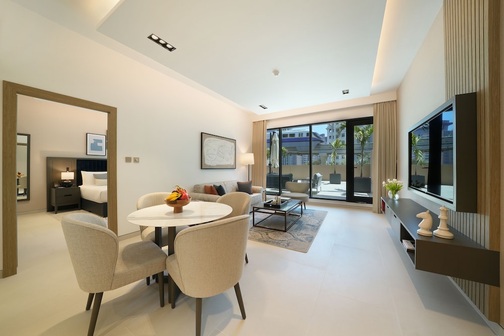 Deluxe One Bedroom apartment with Terrace