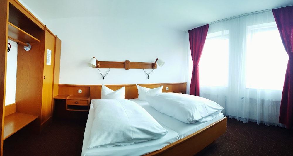 Standard Double Room, photo 7