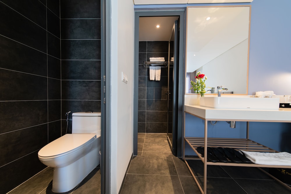 Deluxe Double or Twin Room, 1 Bedroom, City View - Photo 18