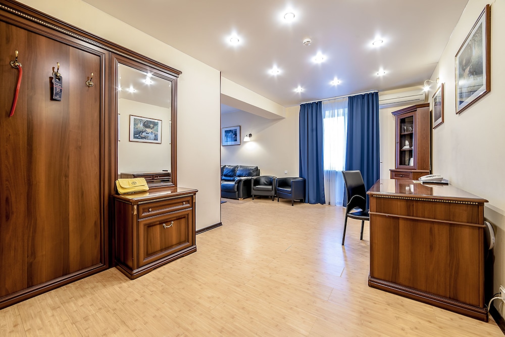 Executive Suite, 1 Bedroom photo 2
