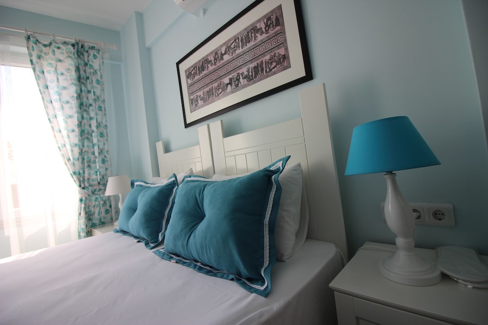 Standard Double Room - Photo 7