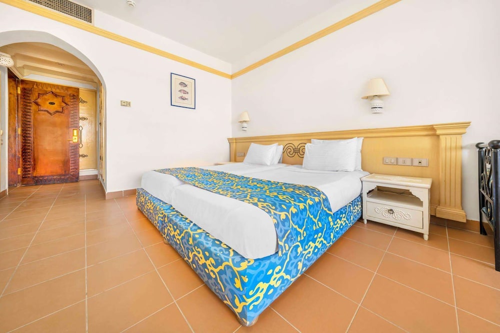 King's lake Queen or Twin Room - Lake & Full Sea View - Photo 2
