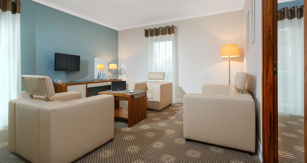 Superior Suite, 1 King Bed, Non Smoking, Balcony (with Sofabed)