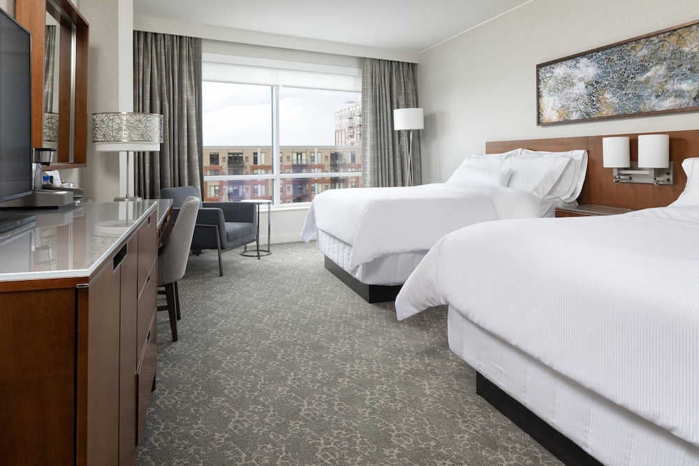 Executive Room, 2 Queen Beds - Photo 2
