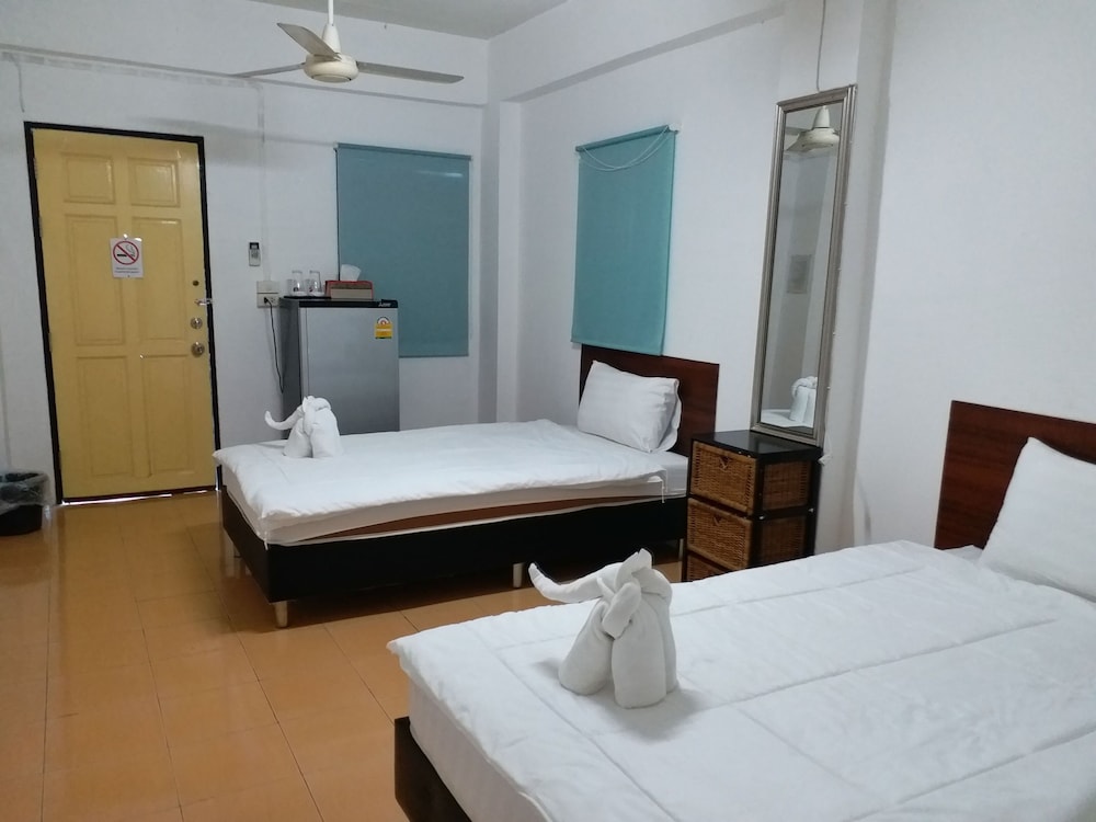 Standard Twin Room photo 1