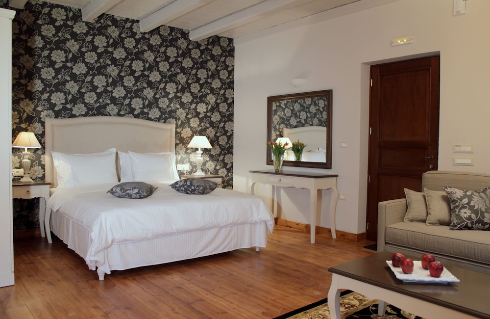 Suite, Mountain View photo 2