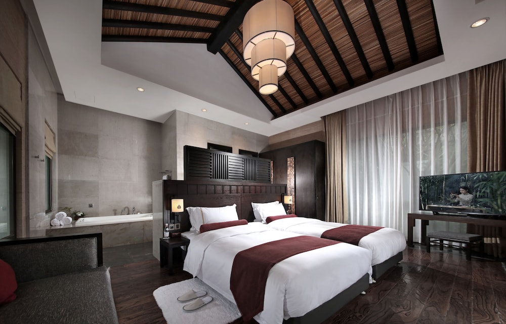 Deluxe House, 3 Bedrooms, Private Pool photo 1