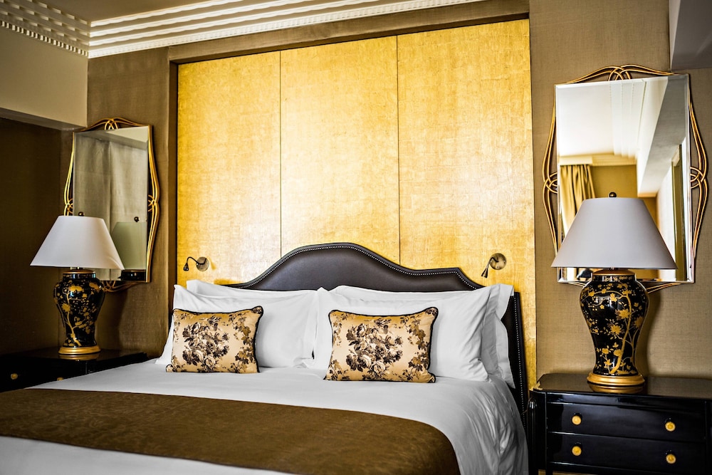 Suite Or