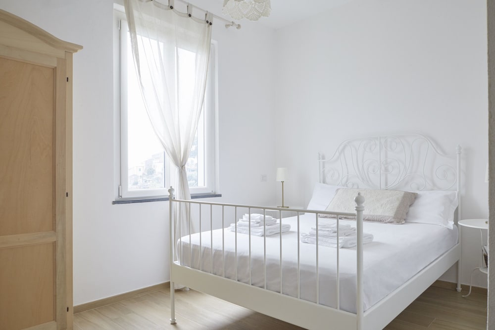Comfort Double Room, 1 Queen Bed, Bay View