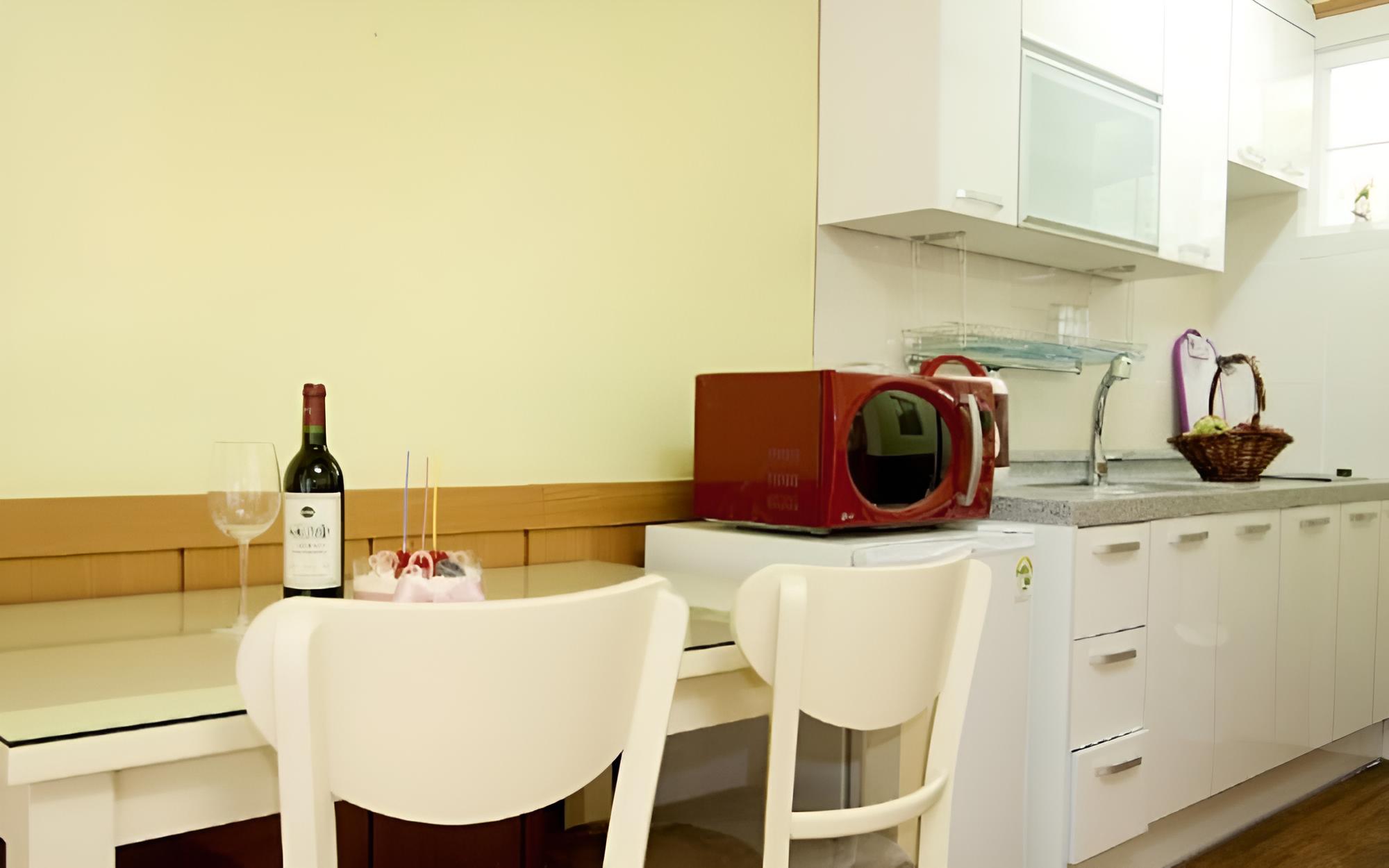 Room (Mercury) - Photo 4