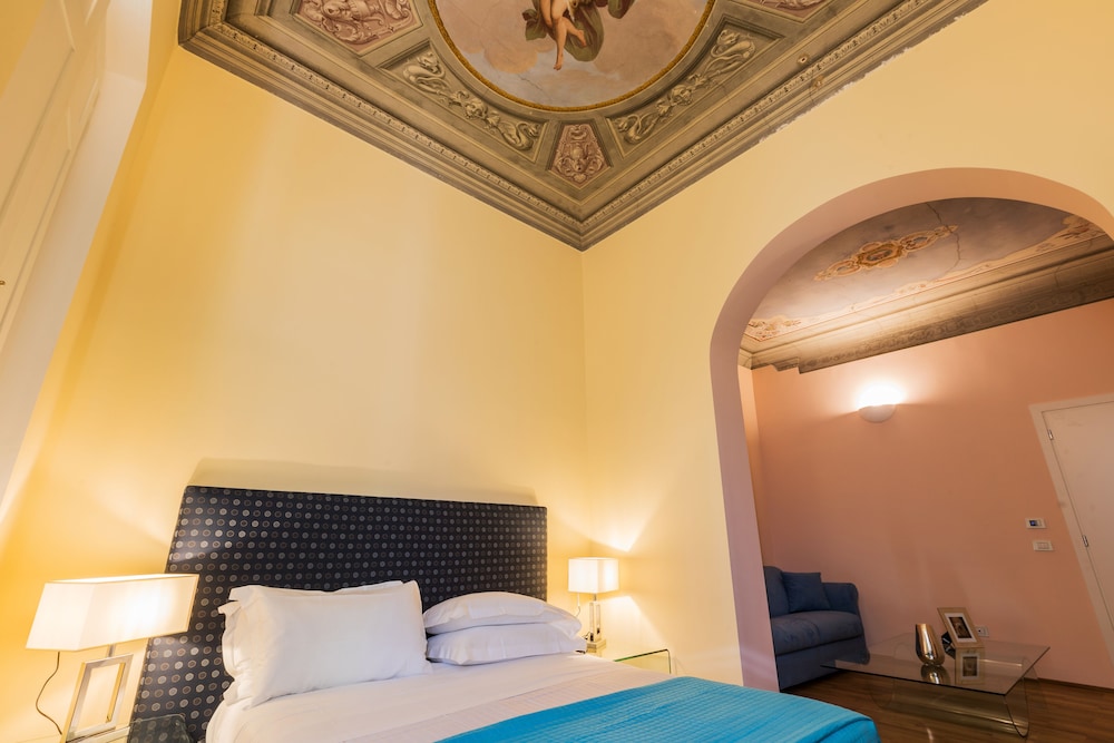 Luxury Room photo 2