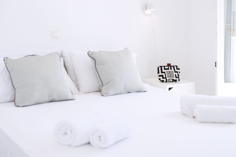 Seaside Paros Ampelas 1