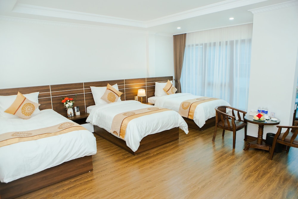 Deluxe Triple Room - Photo 1